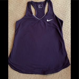 EUC Nike driFit court tank women’s med